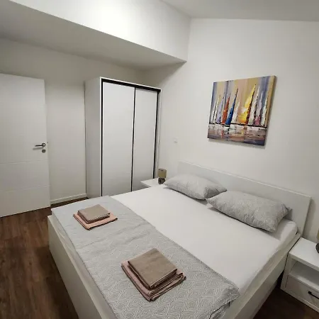 Apartman M&l I M&j Malinska